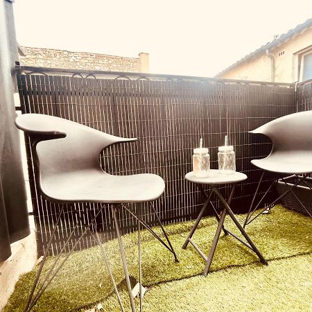 Ferienwohnung Le Coeur De Nîmes Exterior foto