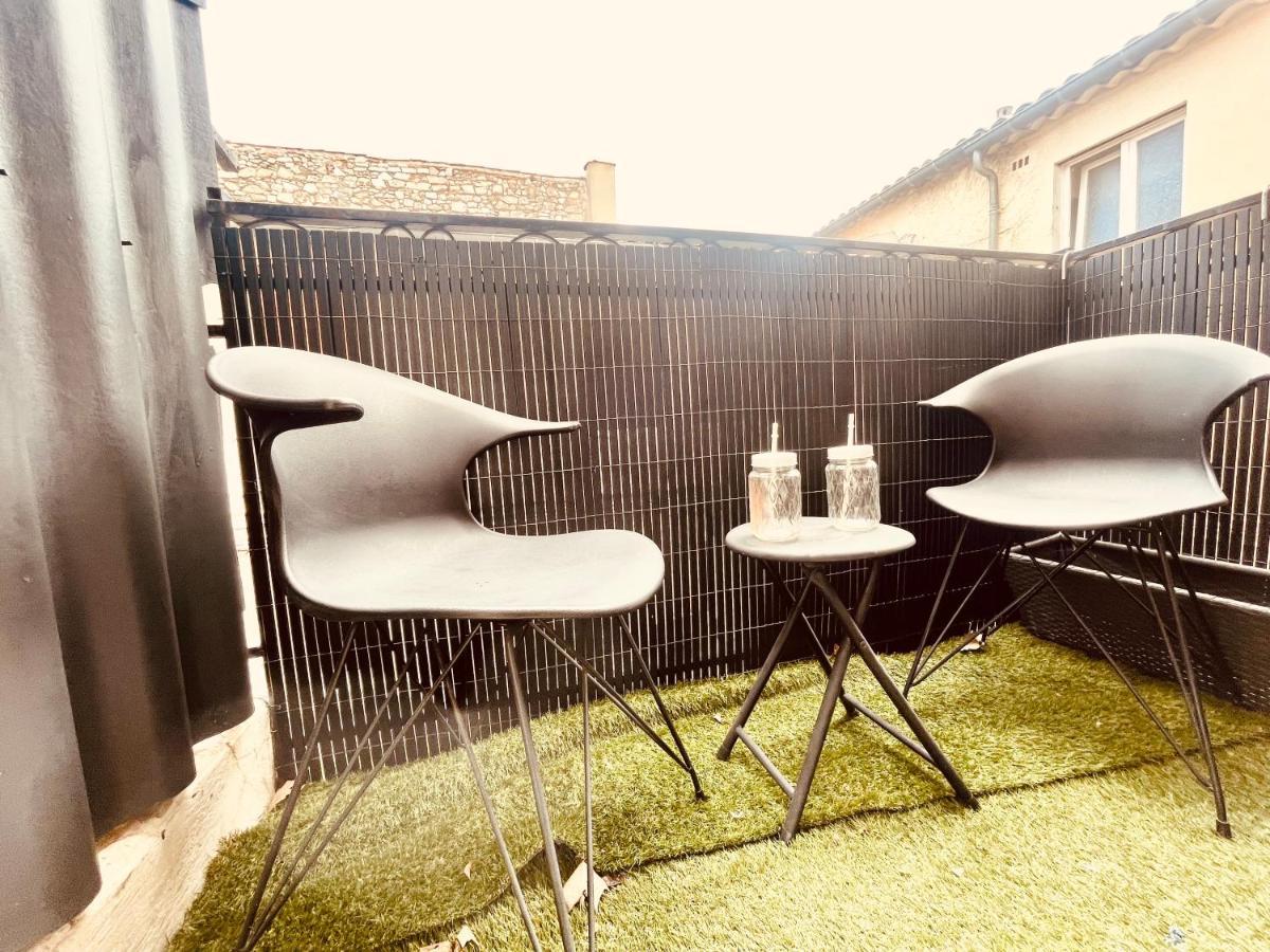 Ferienwohnung Le Coeur De Nîmes Exterior foto