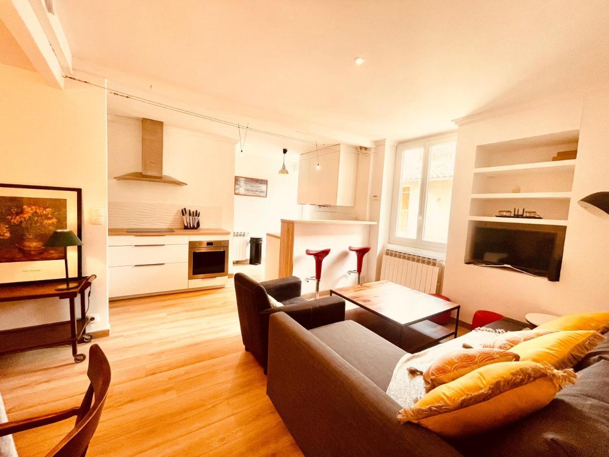 Ferienwohnung Le Coeur De Nîmes Exterior foto