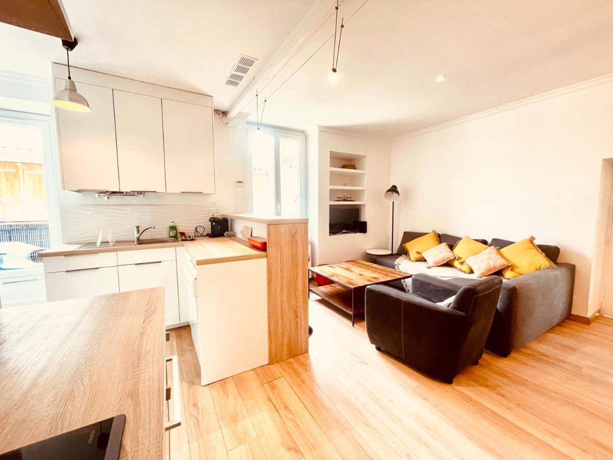 Ferienwohnung Le Coeur De Nîmes Exterior foto